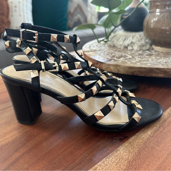 Jessica Simpson Black/Gold Studded Heels- 8 1/2 - Picture 1 of 7